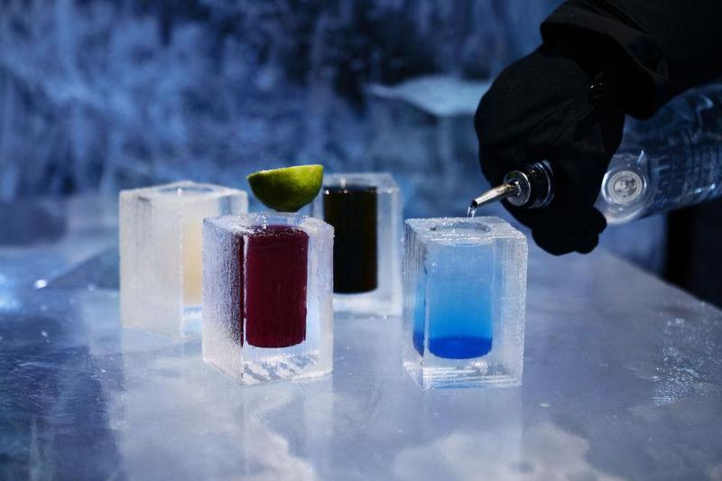 ホテルC アイスバー2