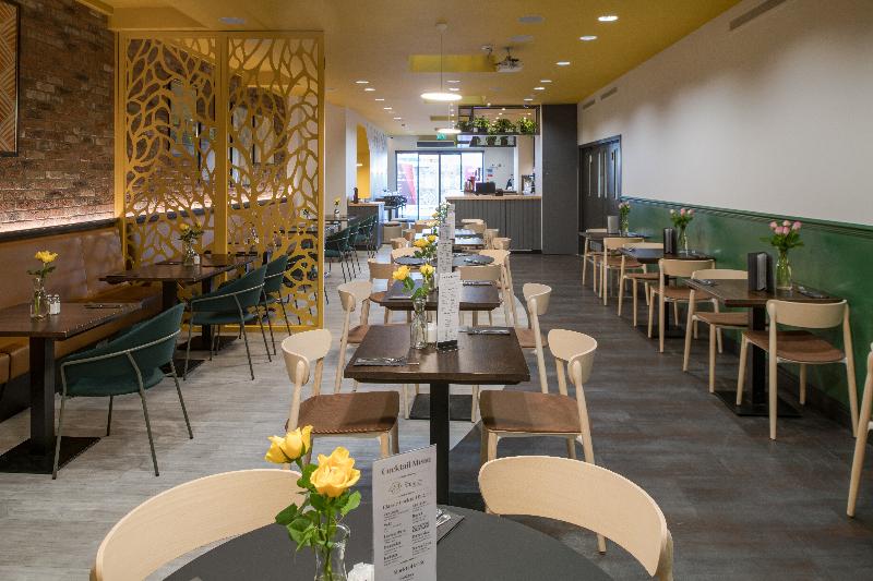 ザウェズリー　レストラン