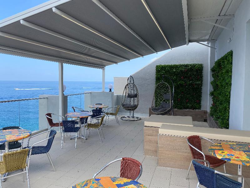 ディプロマット　テラス