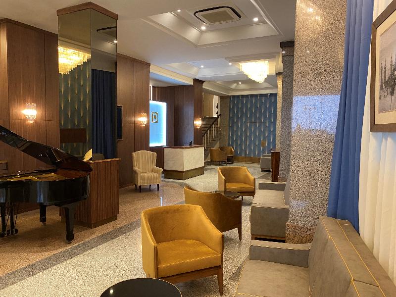 ディプロマット　ロビー