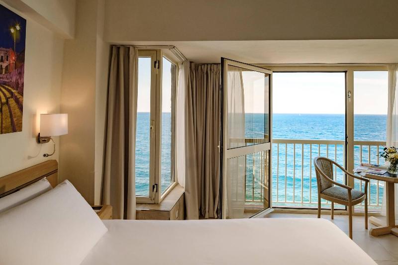 ディプロマット　客室